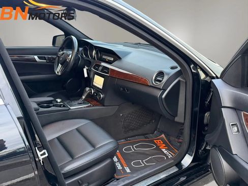 Used 2013 Mercedes-Benz C 300 4MATIC Sedan w/ Premium 1 Pkg image 15