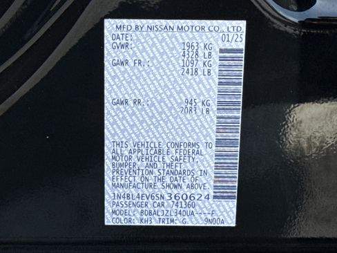 Used 2025 Nissan Altima 2.5 SL FWD image 35