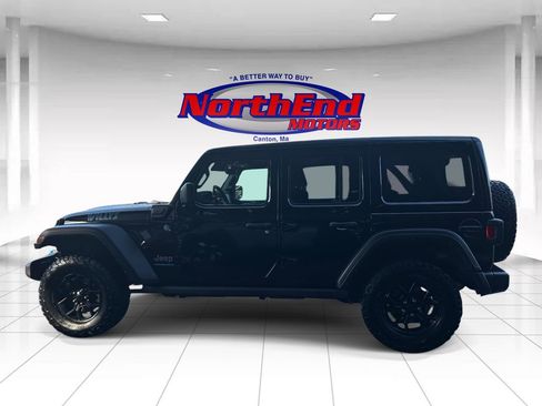 Used 2024 Jeep Wrangler Unlimited image 6