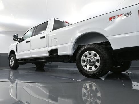 Used 2024 Ford F350 XLT w/ FX4 Off-Road Package image 50