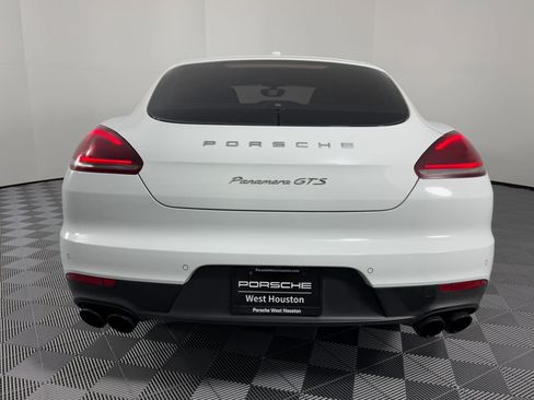 Used 2016 Porsche Panamera GTS image 10