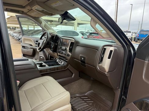 Used 2015 GMC Sierra 2500 Denali w/ Duramax Plus Package image 19