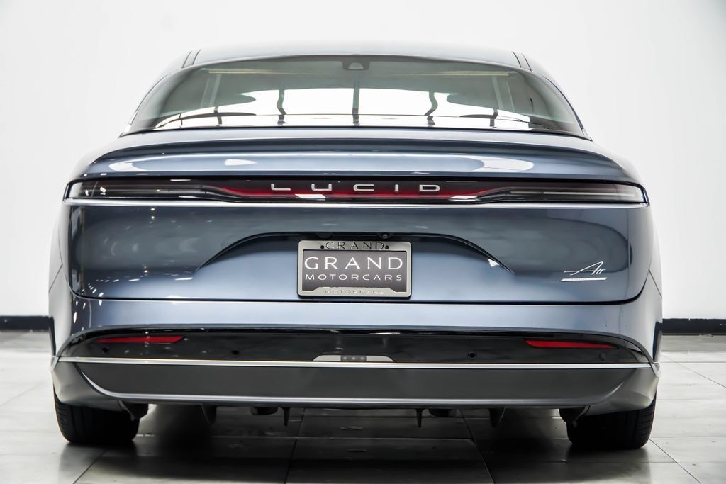 Used 2024 Lucid Air Touring AWD/4WD image 17