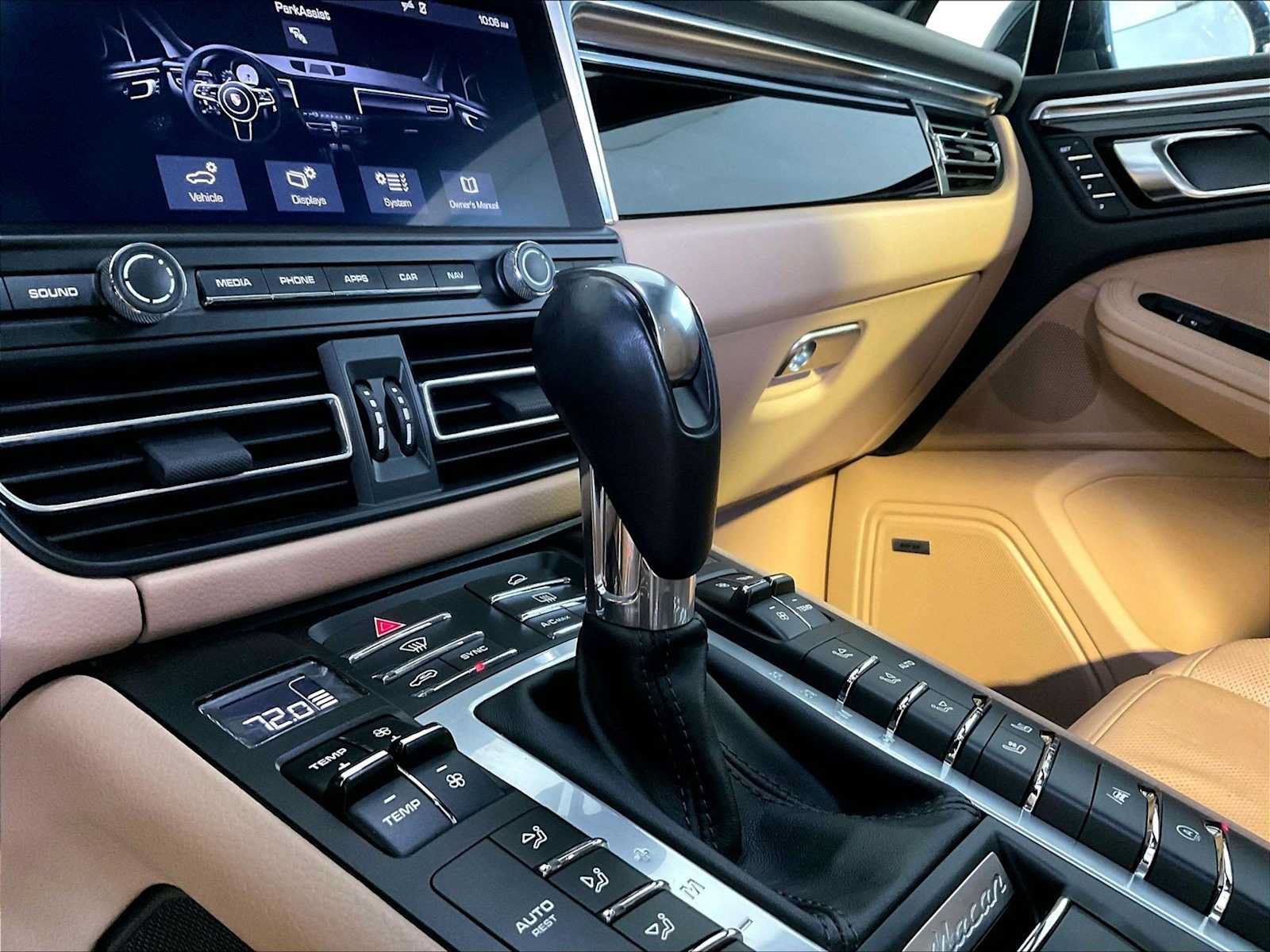 Certified 2021 Porsche Macan S w/ Premium Package Plus AWD/4WD image 17