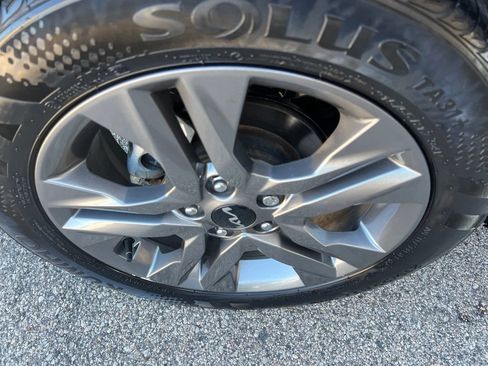 Certified 2023 Kia Seltos S w/ Navigation Package FWD image 40