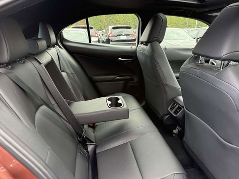 Used 2025 Lexus UX 300h AWD image 14