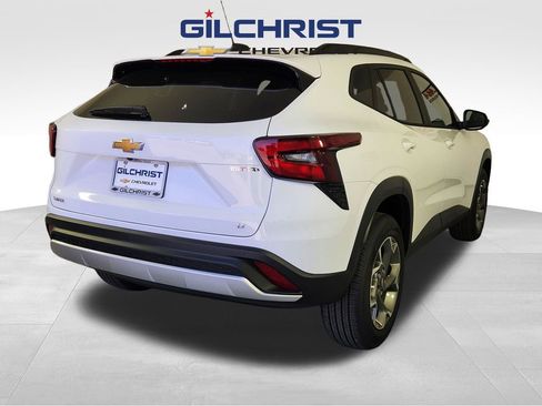 New 2026 Chevrolet Trax LT w/ Driver Confidence Package image 7