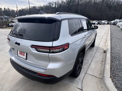 Used 2024 Jeep Grand Cherokee L Altitude