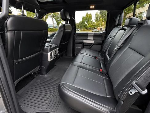 Used 2018 Ford F150 Lariat w/ Equipment Group 502A Luxury RWD image 19