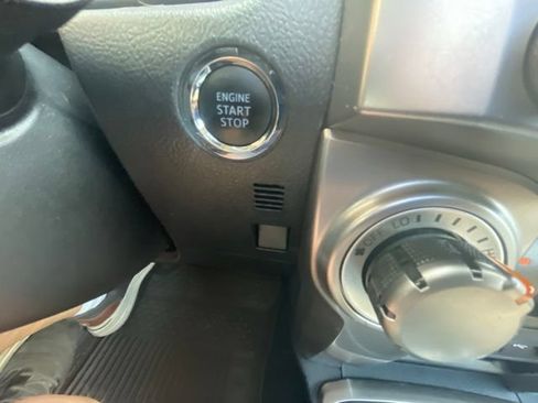 Used 2022 Toyota 4Runner SR5 Premium w/ Moonroof Package AWD/4WD image 33