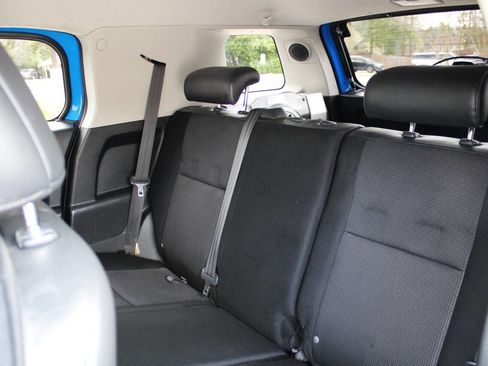 Used 2007 Toyota FJ Cruiser 4WD image 13