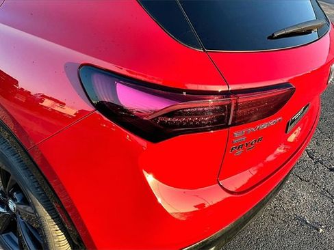 Used 2025 Buick Envision Sport Touring image 23