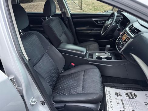 Used 2018 Nissan Altima 2.5 S w/ S Convenience Package image 22