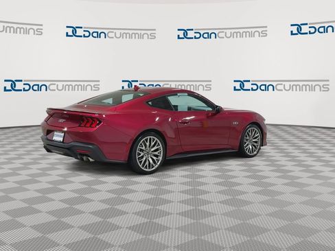 Used 2025 Ford Mustang GT Premium RWD image 8
