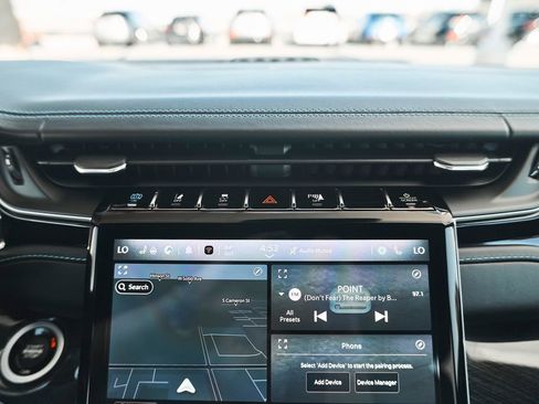 Used 2022 Jeep Grand Cherokee Trailhawk w/ Advanced Protech Group II image 44