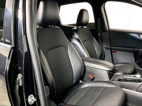 Used 2024 Ford Escape ST-Line image 7