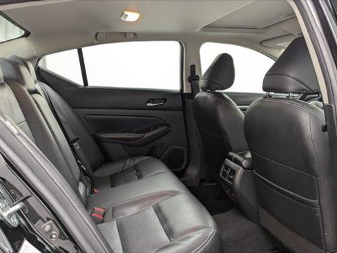 Used 2023 Nissan Altima 2.5 SL image 18