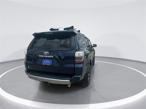 Used 2022 Toyota 4Runner TRD Off-Road Premium image 10