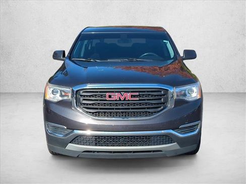 Used 2018 GMC Acadia SLE image 2