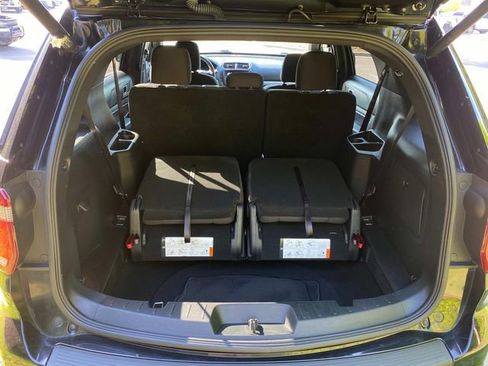 Used 2019 Ford Explorer XLT w/ Equipment Group 201A FWD image 30