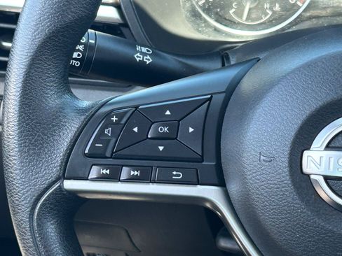 Used 2024 Nissan Altima 2.5 SV FWD image 22
