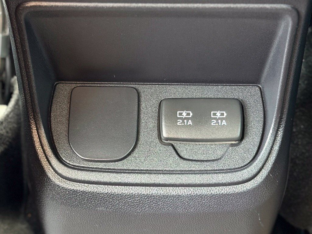 Used 2019 Subaru Ascent Premium AWD/4WD image 12