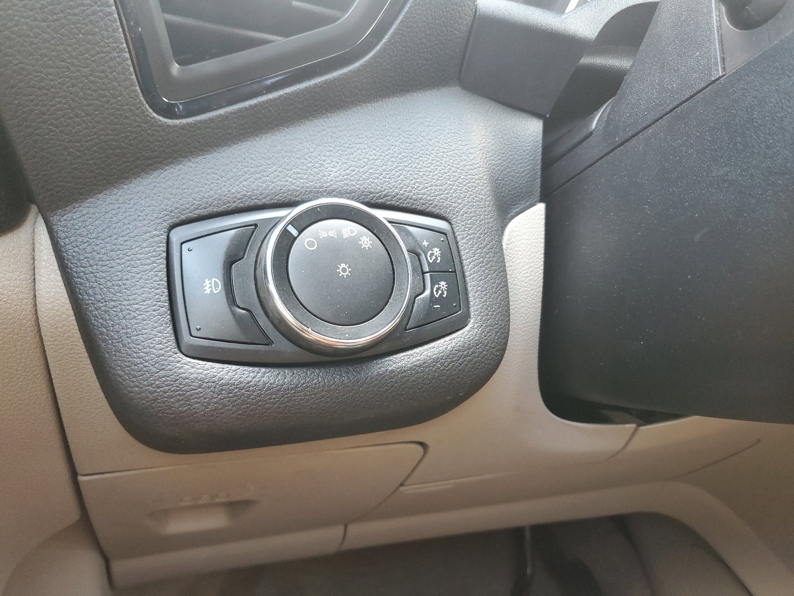 Used 2014 Ford Escape Titanium w/ Equipment Group 401A FWD image 24