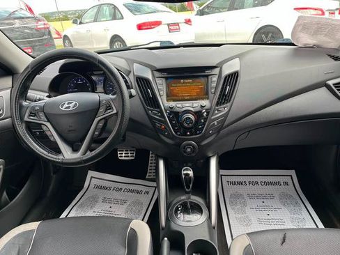Used 2013 Hyundai Veloster Turbo w/ Ultimate Pkg FWD image 12