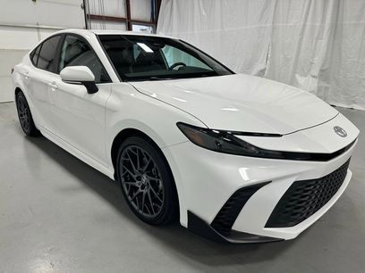 Used 2025 Toyota Camry SE