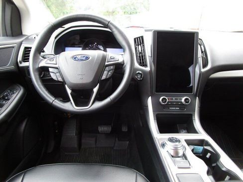 Used 2023 Ford Edge SEL w/ Convenience Package AWD/4WD image 13