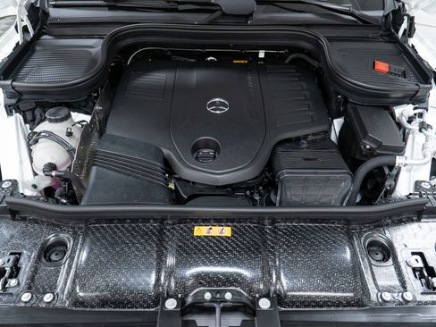 New 2026 Mercedes-Benz GLE 450 4MATIC Coupe image 9