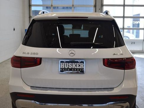 New 2026 Mercedes-Benz GLB 250 4MATIC image 14