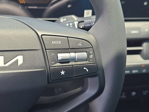 New 2026 Kia K4 FWD image 31