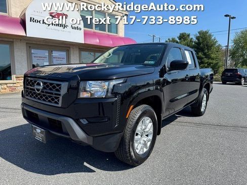 Used 2023 Nissan Frontier SV w/ Tow Package AWD/4WD image 3