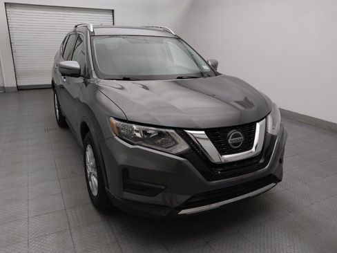 Used 2018 Nissan Rogue SV w/ Premium Package AWD/4WD image 14