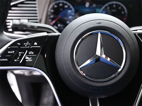 New 2026 Mercedes-Benz GLS 450 4MATIC image 15