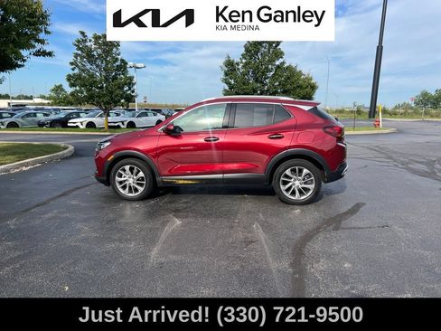 Used 2023 Buick Encore GX Essence w/ Experience Buick Package FWD image 8
