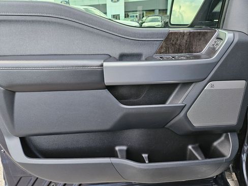 Used 2021 Ford F150 Lariat AWD/4WD image 14