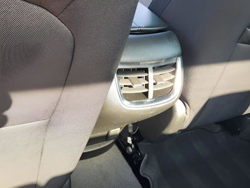 Used 2023 Chevrolet Malibu LT FWD image 28