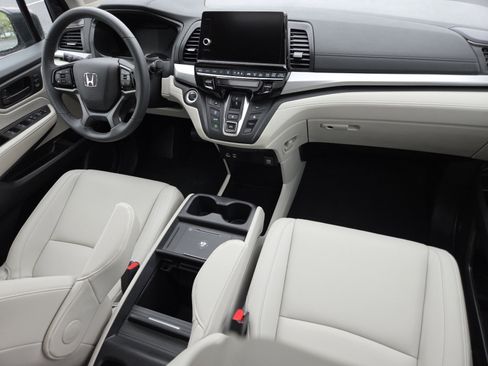 Certified 2025 Honda Odyssey EX-L image 27