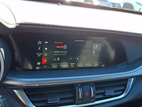 New 2025 Alfa Romeo Stelvio Sprint AWD/4WD image 15