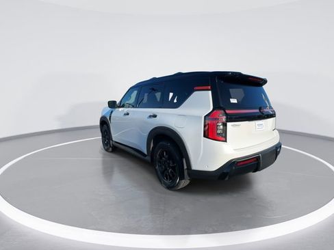 New 2026 Nissan Armada PRO-4X w/ Captain's Chari Seat Package AWD/4WD image 6