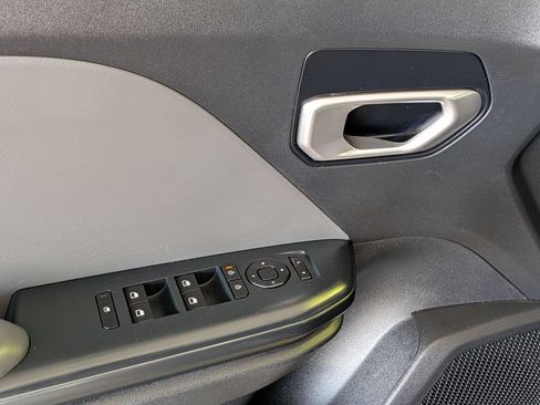 Used 2025 Kia K4 FWD image 13
