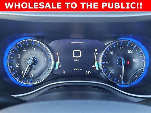 Used 2021 Chrysler Pacifica Touring-L w/ S Appearance Package image 29