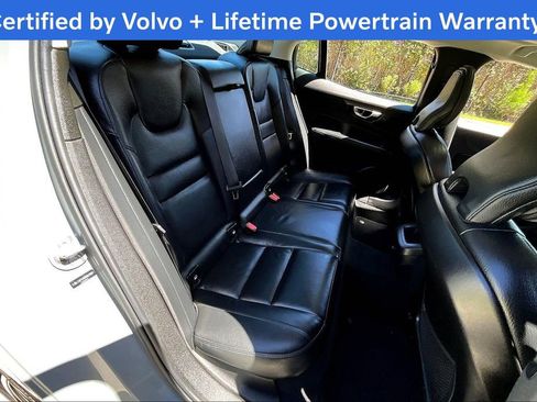 Used 2025 Volvo S60 B5 Plus FWD image 35