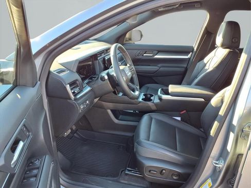 Used 2025 GMC Terrain Elevation w/ Elevation Premium Package image 22