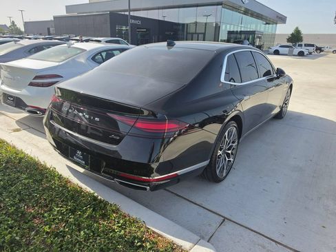 Used 2023 Genesis G90 3.5T AWD/4WD image 5