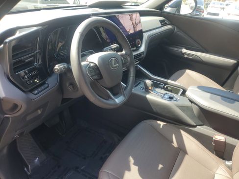 Certified 2026 Lexus TX 350 FWD w/ Technology Package image 17