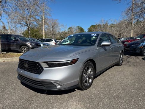 Certified 2024 Honda Accord EX image 3