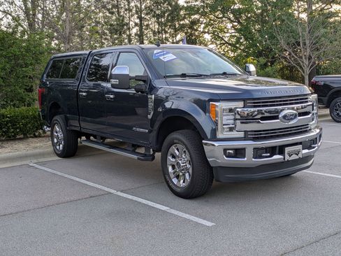 Used 2019 Ford F250 Lariat w/ Lariat Ultimate Package image 1